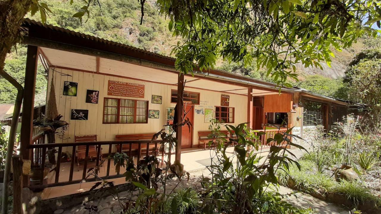 Mandor Lodge *
